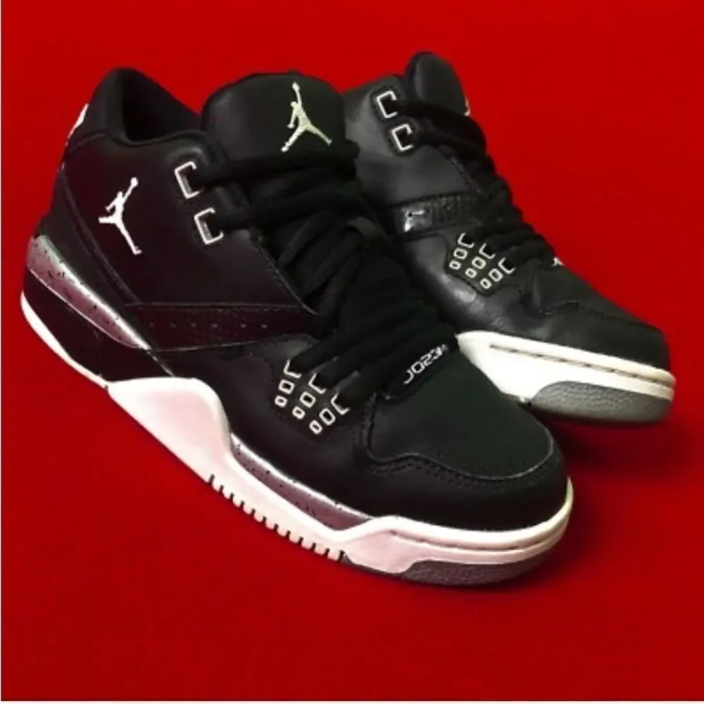 Nike Jordan Flight 23 Little Basketball Men Black and White Athletic Shoes Sz 12